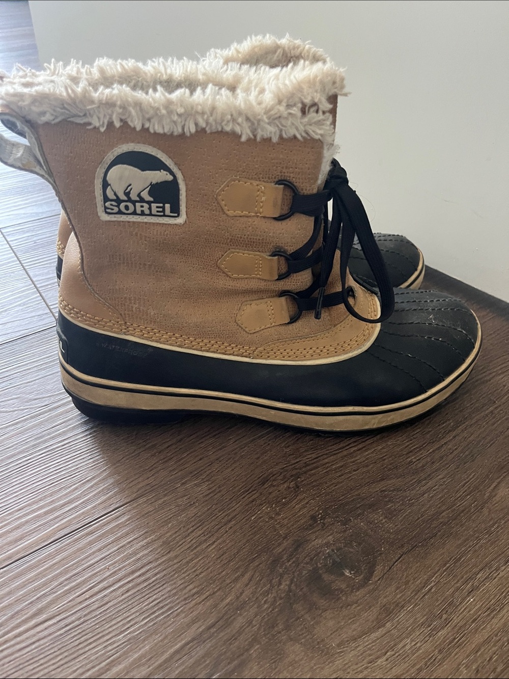 Sorel Tan and Black Waterproof Winter Boots